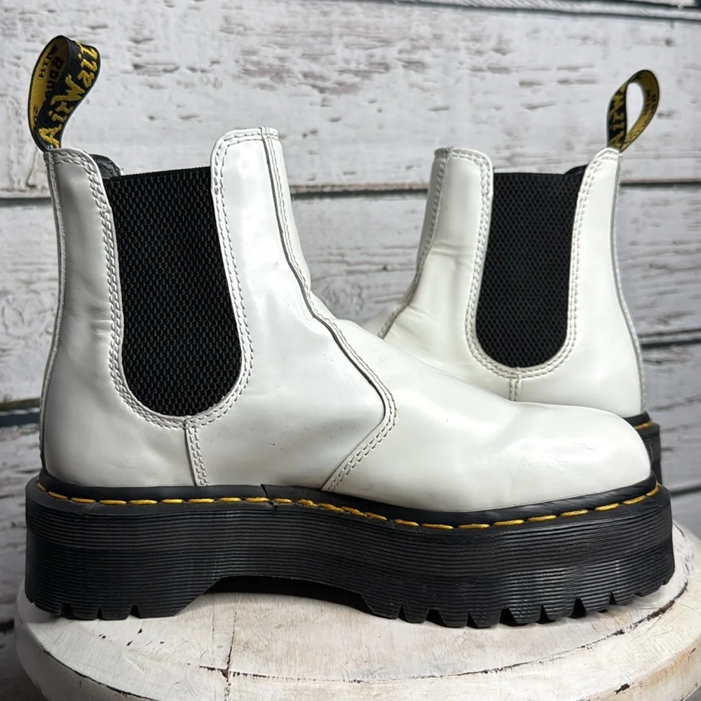 Dr. Martens Smooth Leather Chelsea 2976 Quad unisex Boots 7M 8W - Picture 10 of 11